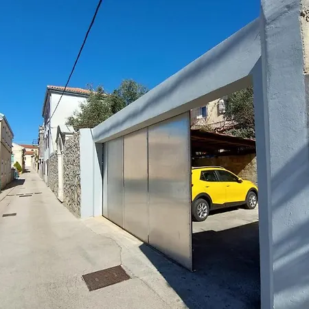 Apartman Kristina And Free Parking Mali Losinj Exterior photo
